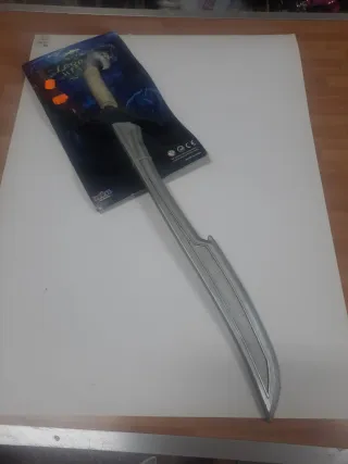 Espada águila de juguete