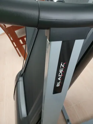 Cinta de correr TR202i