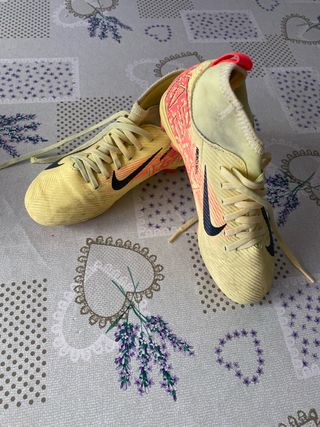 Botas de fútbol Nike Mercurial Amarillas
