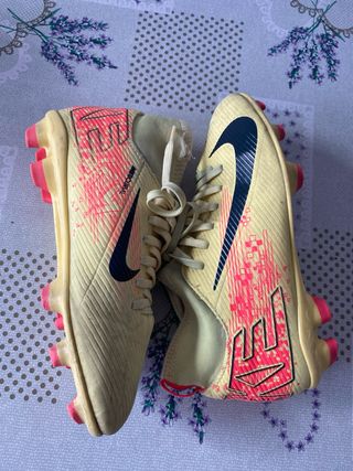 Botas de fútbol Nike Mercurial Amarillas Talla 32