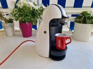 Cafetera Dolce Gusto Blanca