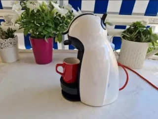Cafetera Dolce Gusto Blanca