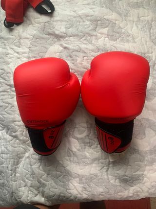 Guantes de boxeo Outshock 8oz rojos