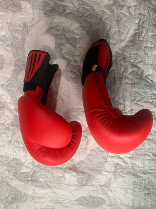 Guantes de boxeo Outshock 8oz rojos