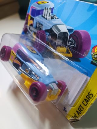 HOT ROD MOD ROD 1/64 HOTWHEELS 