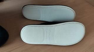 A estrenar Zapatillas de casa hombre talla 44