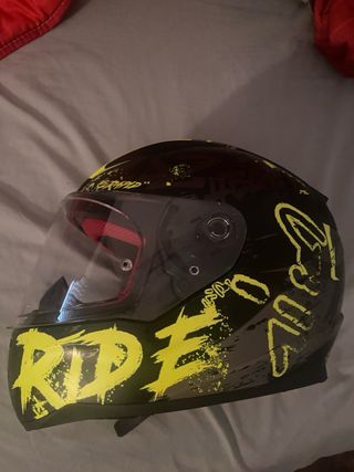 Casco L52 Moto Negro y Amarillo