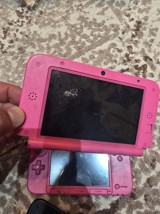 2 Nintendo 3DS XL para piezas