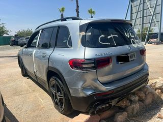 Mercedes-Benz GLB  !! inundado !!