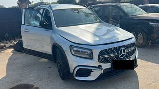 Mercedes-Benz GLB  !! inundado !!