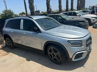 Mercedes-Benz GLB  !! inundado !!