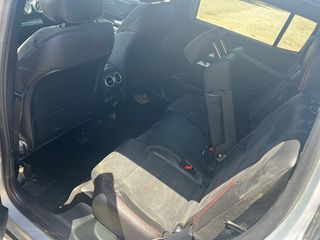 Mercedes-Benz GLB  !! inundado !!