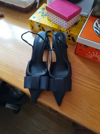 Zapato Zara Negro Tacon Moño Nuevo