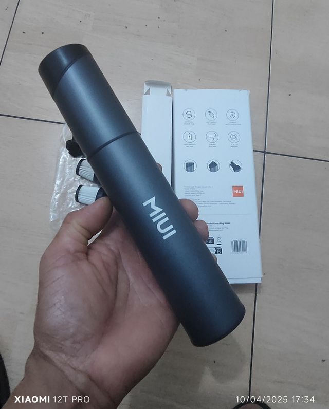Mini aspirapolvere MIUI