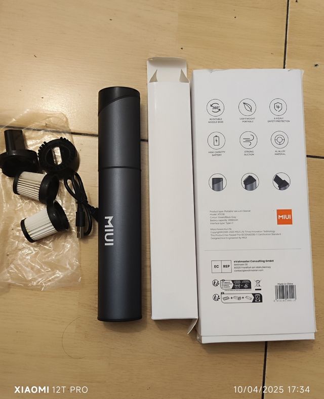 Mini aspirapolvere MIUI