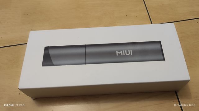 Mini aspirapolvere MIUI