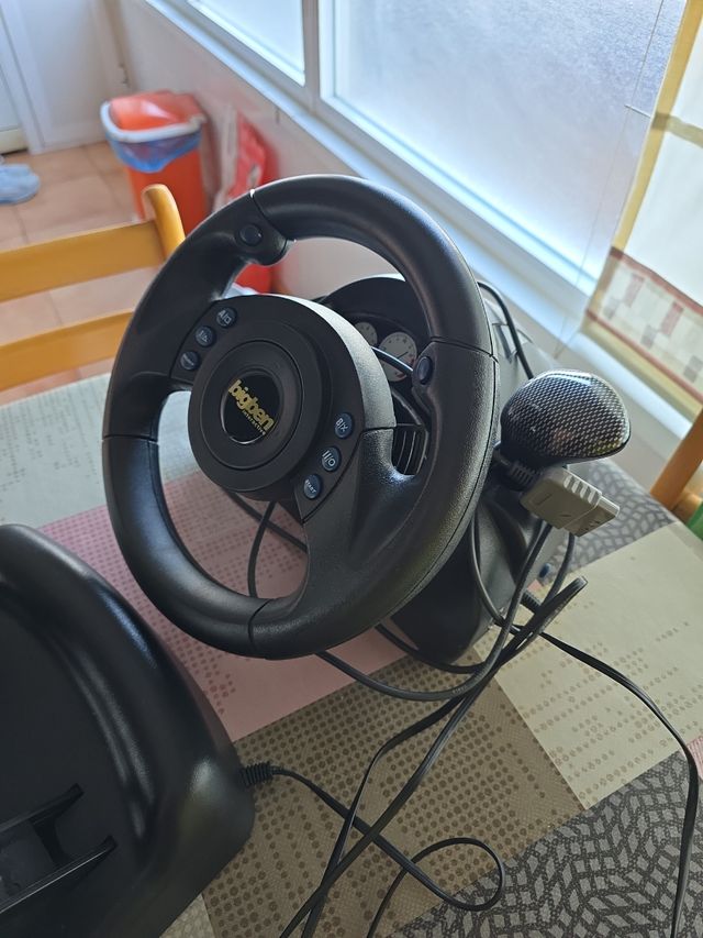 Volante y Pedales PS1 Bigben