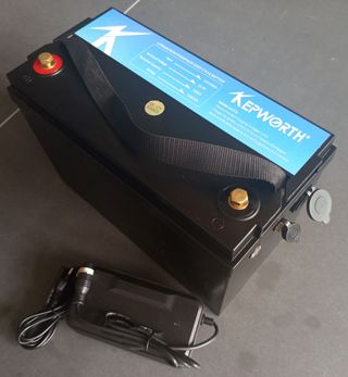 Batería Litio Lifepo4 100Ah + Cargador