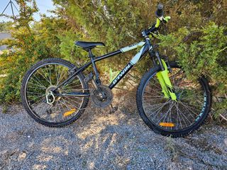 Bicicleta Montaña niños.
BTWIN RockRider 500.