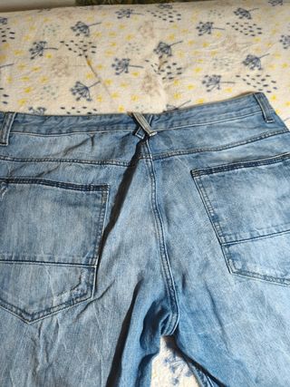 Pantalones vaqueros Denim azules desgastados