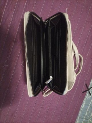 Bolso móvil y monedero beige