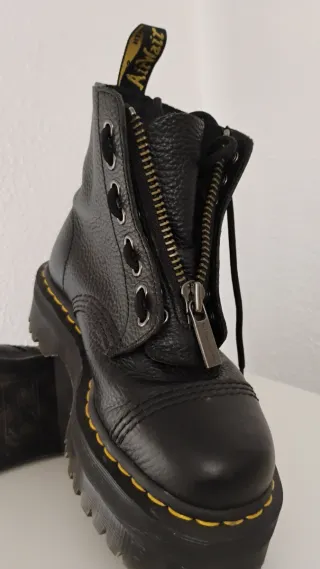 Botas Dr. Martens Talla 37 Cremallera Negra.