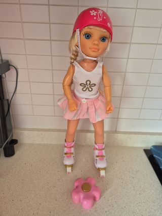 Nancy Patinadora Muñeca