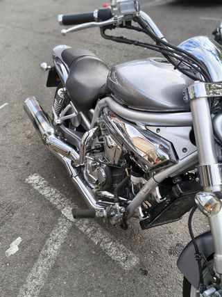 Hyosung Aquila 650cc Moto
