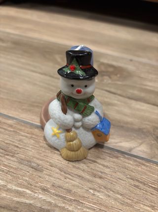 Portacandele pupazzo di neve in porcellana