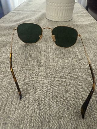 Gafas Ray-Ban Hexagonal Dorado Negro