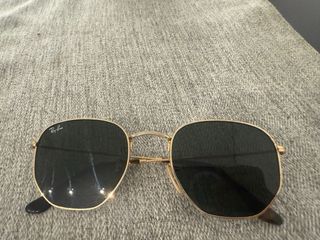 Gafas Ray-Ban Hexagonal Dorado Negro