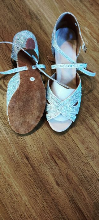 Zapatos de baile plateados talla 37.5 sin estrenar
