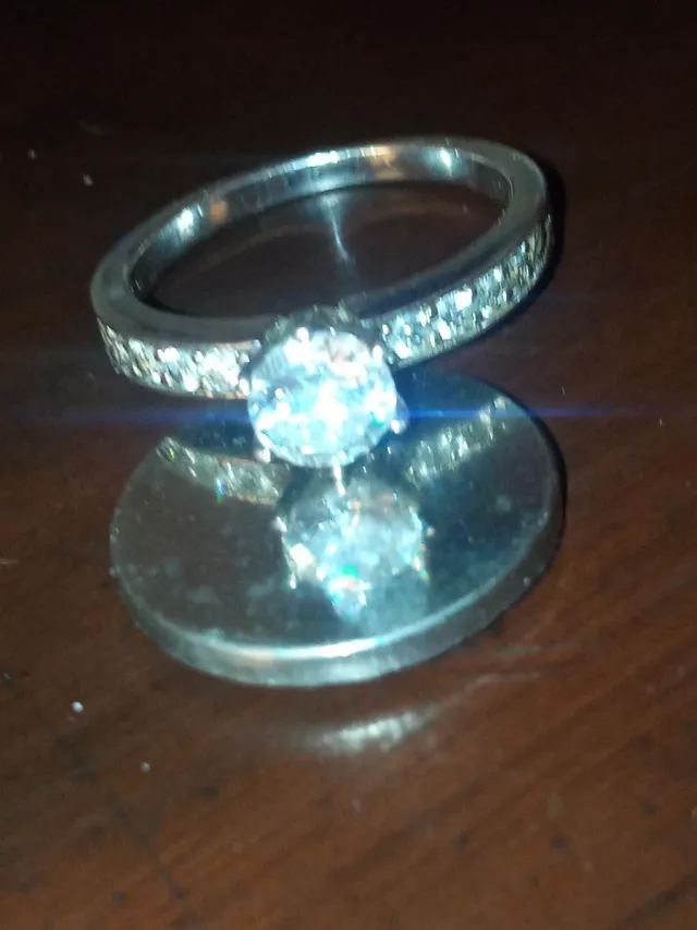 Anillo Solitario Plata 925 Precio algo negociable