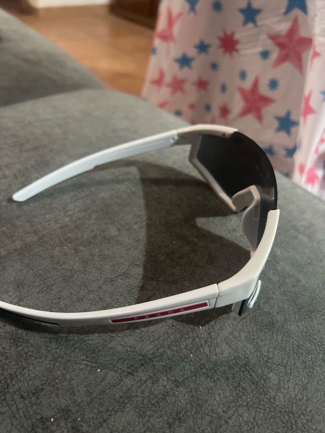 Gafas de sol Prada Línea Rossa Impavid