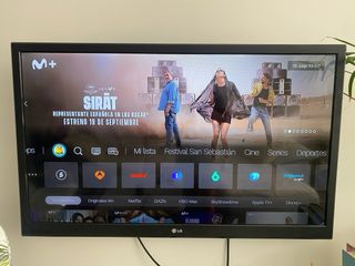 Televisor LG 42'' con soporte de pared
