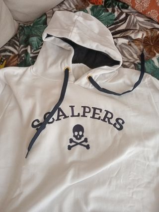 No rebajo mas. Sudadera Scalpers Blanca y Negra Nu