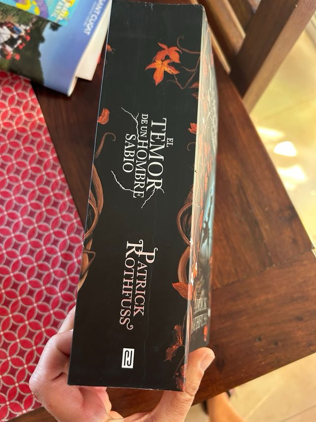 El temor de un hombre sabio (Crónica del asesin...