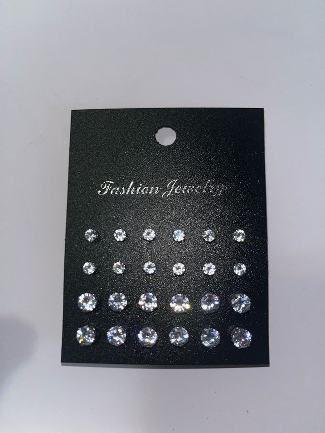 Pendientes de brillantes circulares