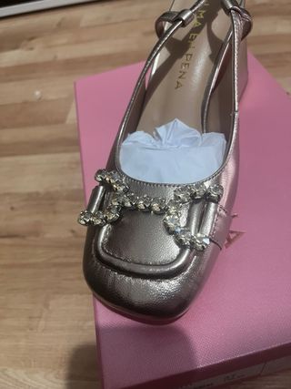 Zapatos Alma en Pena bronce con pedrería