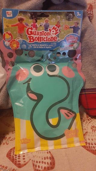 Due guanti per bolle di sapone