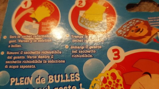 Due guanti per bolle di sapone