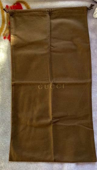 Bolsa de polvo Gucci marrón