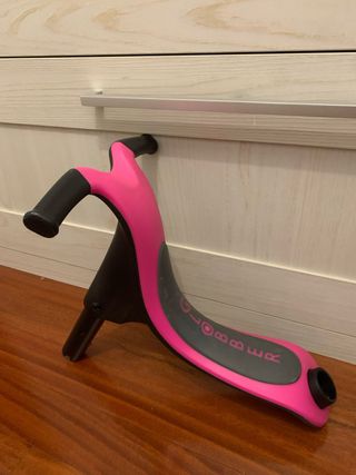 Accesorio sillín Globber rosa