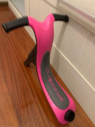 Accesorio sillín Globber rosa