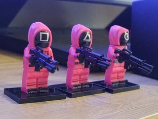 Squid game minifigure lego 