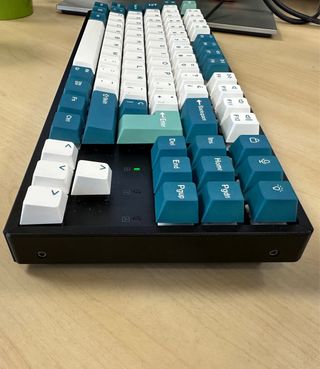 Teclado Keychron K8 Pro ISO Negro/Azul