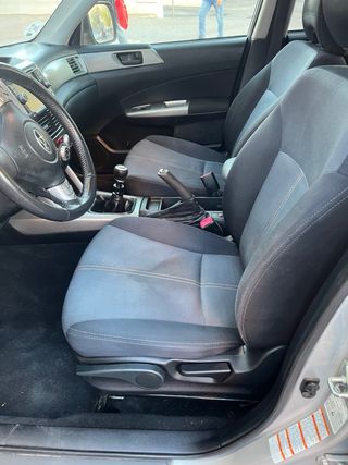 Subaru Forester 2011