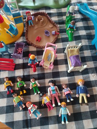 Lote de piezas y figuras Playmobil