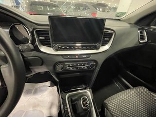 KIA XCeed 2024