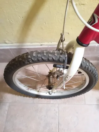 Bicicleta Infantil Roja GUER Junior